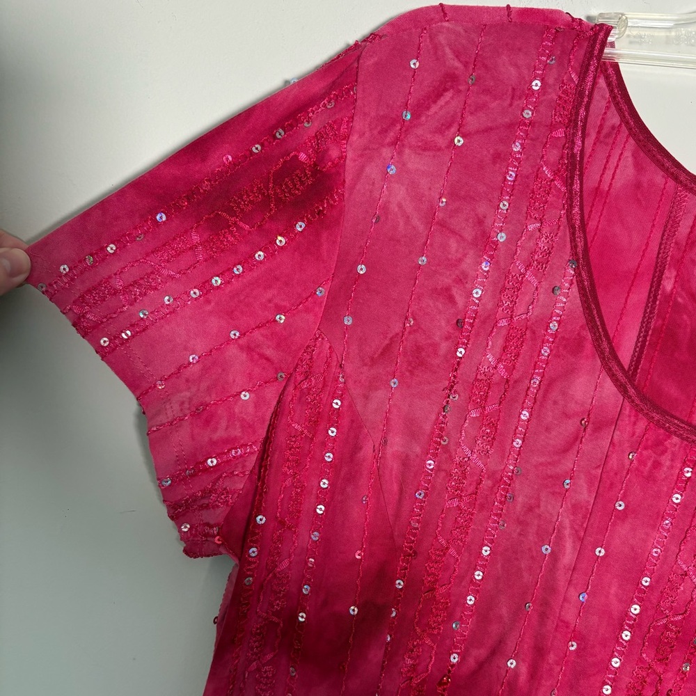 Sami & Jo Vibrant Pink Top - Picture 3 of 7